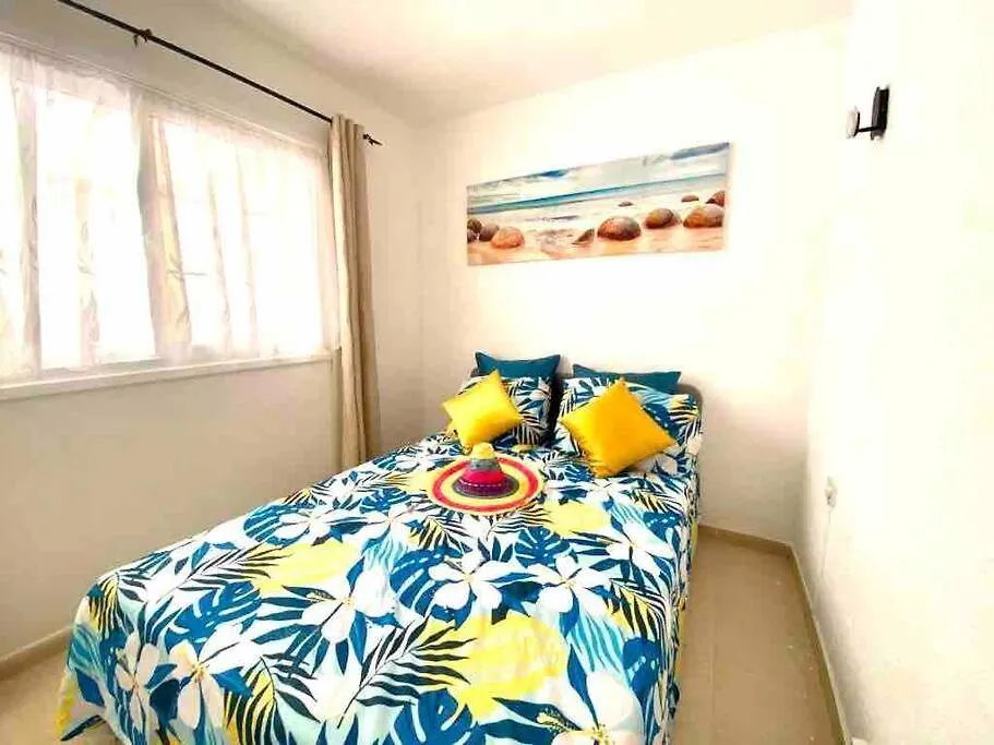 Confortable Y Centrico Los Cristianos  Španělsko